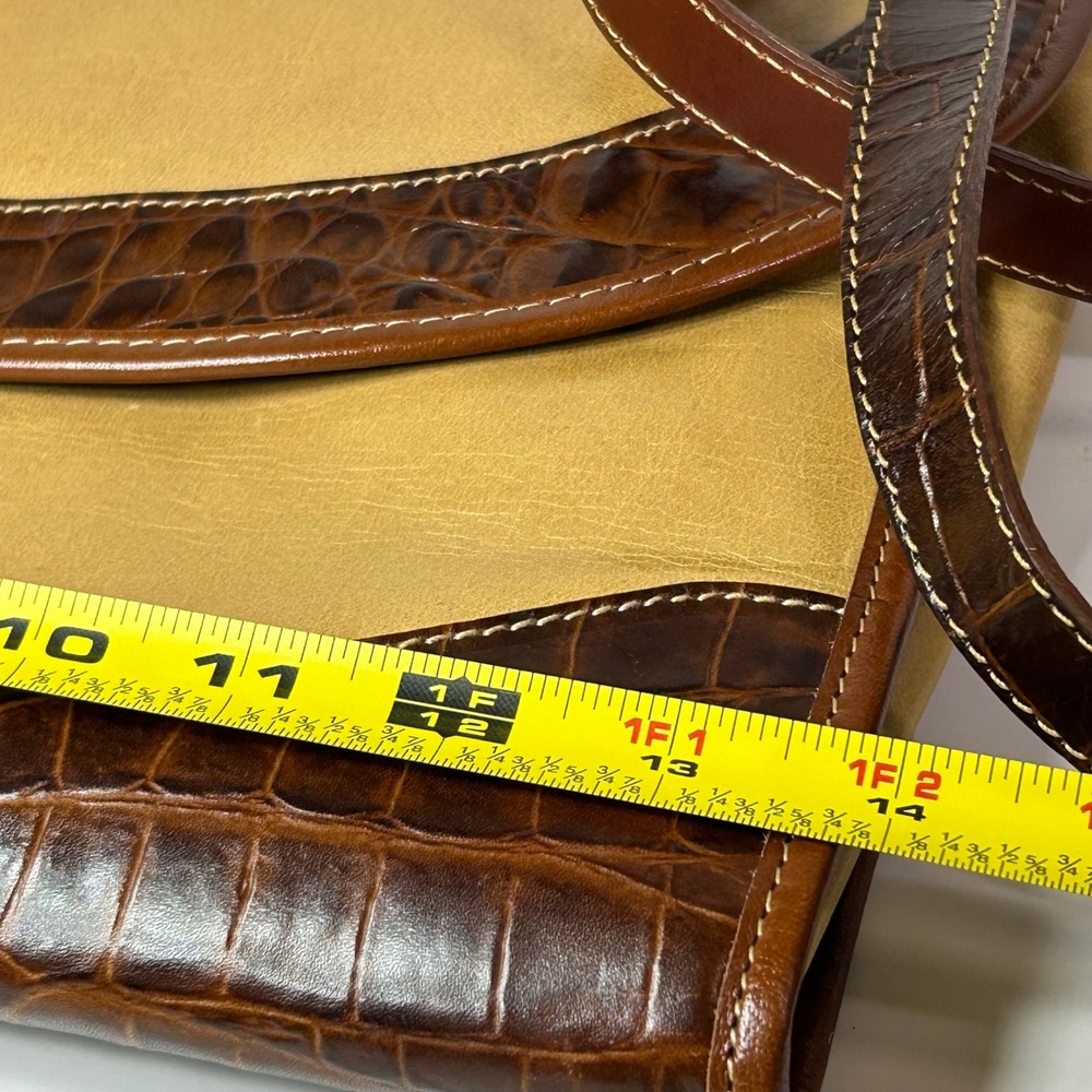 Vintage Brahmin Crossbody Bag Clutch Made in USA Tan Brown Croc Embossed Leather - Picture 15 of 16